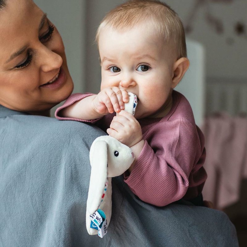 Whisbear - Grzechotka Króliczek - kremowy