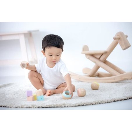 Pastelowe kuleczki sensoryczne | Plan Toys