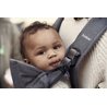 BABYBJORN ONE - nosidełko, Denim Szary/Ciemnoszary BABYBJORN ONE - nosidełko, Denim Szary/Ciemnoszary