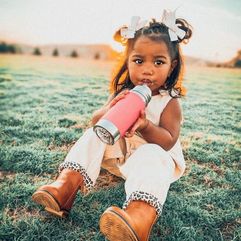 Termobutelka ze słomką i szarą osłonką 260 ml, Pura Kiki