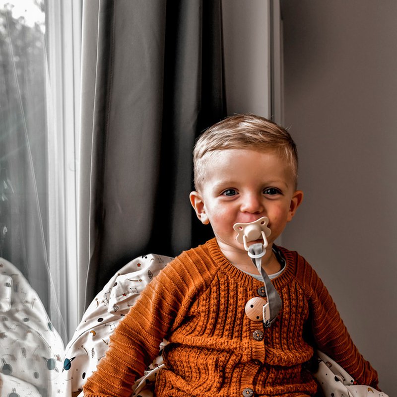 FILIBABBA - Pacifier holder, Dark grey