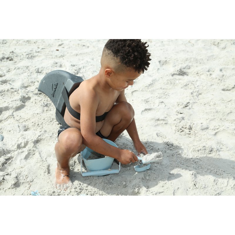 Funkit world - Składane wiaderko do wody i piasku Scrunch Bucket - Wiśniowy