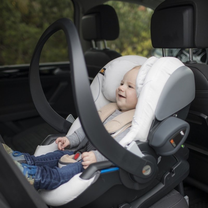 BeSafe akcesoria - Ochraniacz fotelika samochodowego iZi Go Modular i-Size - bambusowy