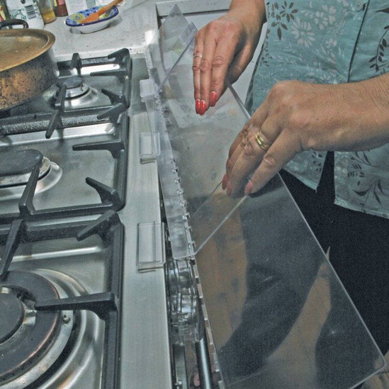 Dreambaby - Osłona zabezpieczająca na kuchenkę - żaroodporna