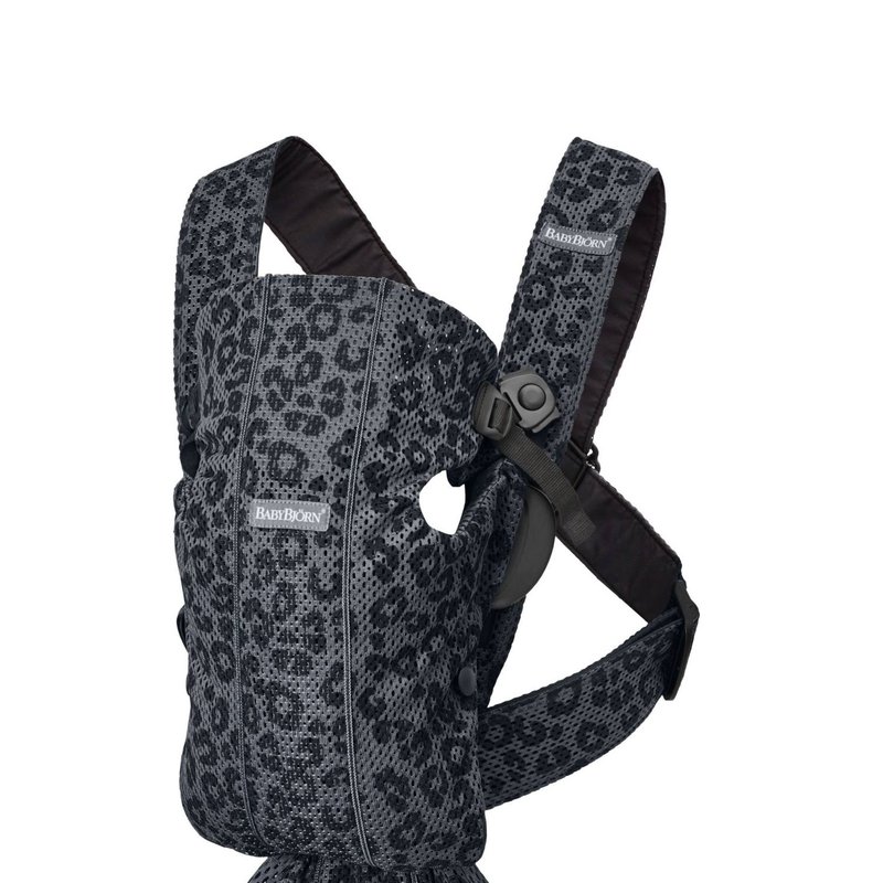 BABYBJORN MINI 3D Mesh – nosidełko, Antracytowy/Leopard