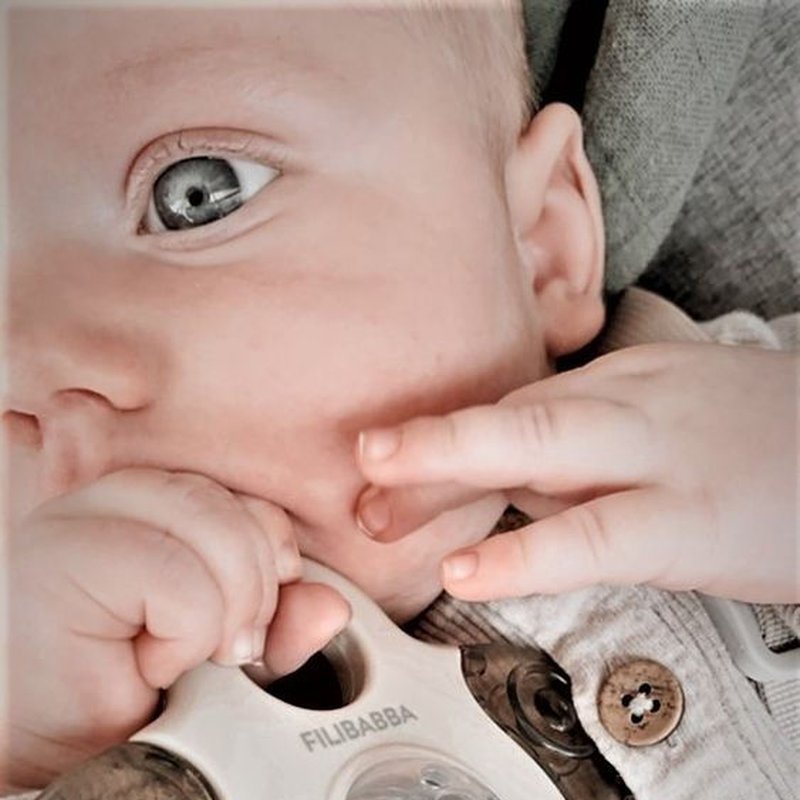 Filibabba Gryzak chłodzący Cooling Star 2 szt. Grey FILIBABBA