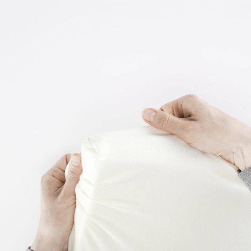 BABYBJORN - łóżeczko turystyczne LIGHT - czarny + prześcieradło