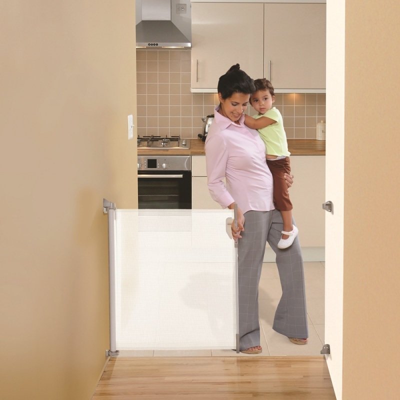 Dreambaby - Bramka zabezpieczająca Roll Up (W: 140cm x H: 86,5cm) - biała