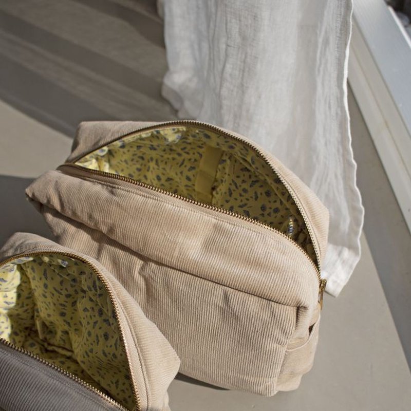 Filibabba Kosmetyczka mała Sztruks Doeskin FILIBABBA