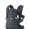 BABYBJORN MOVE 3D Mesh - nosidełko, Antracyt/Leopard BABYBJORN MOVE 3D Mesh - nosidełko, Antracyt/Leopard