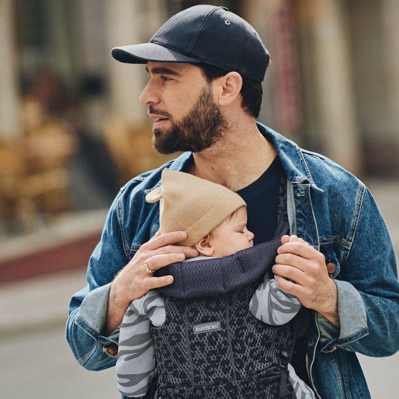 BABYBJORN MOVE 3D Mesh - nosidełko, Antracyt/Leopard