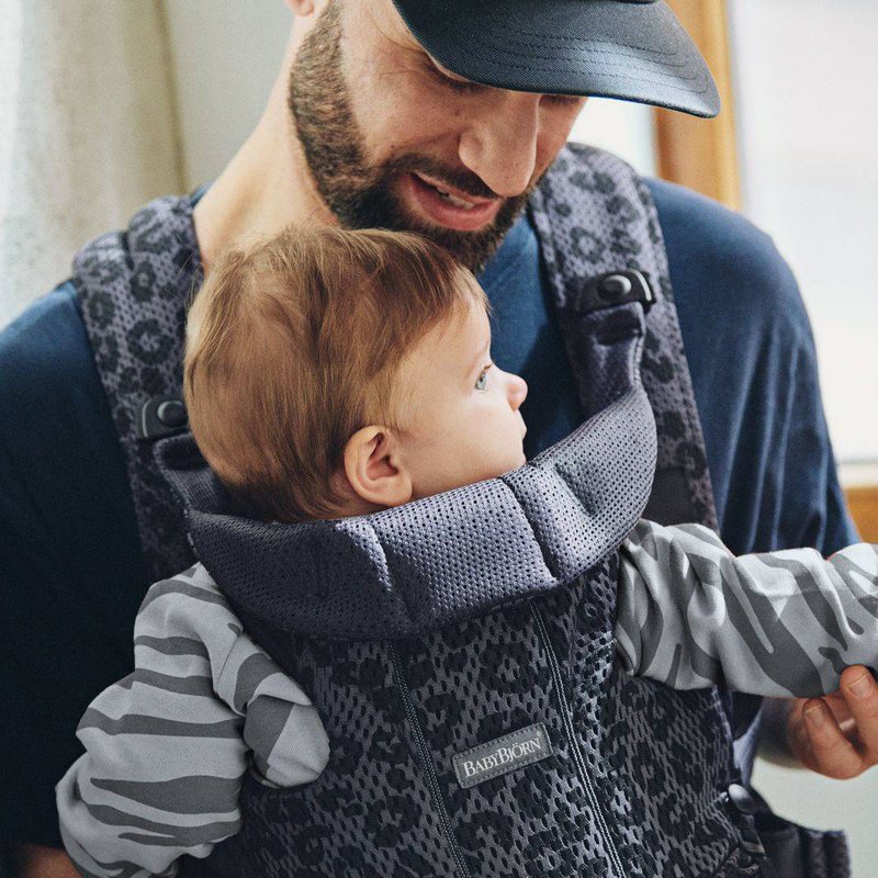 BABYBJORN MOVE 3D Mesh - nosidełko, Antracyt/Leopard