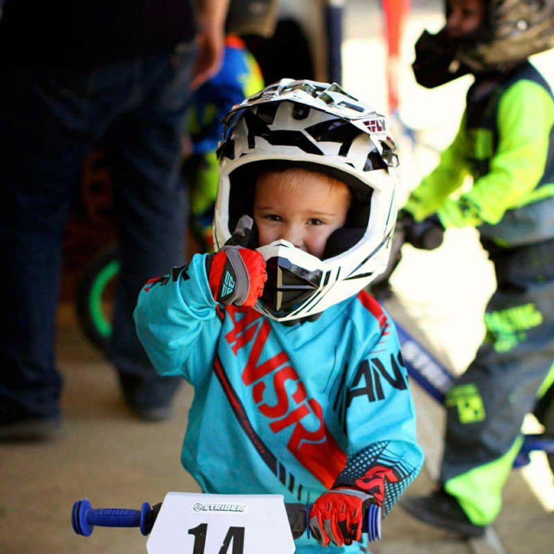 Strider Tabliczka z numerem startowym strider