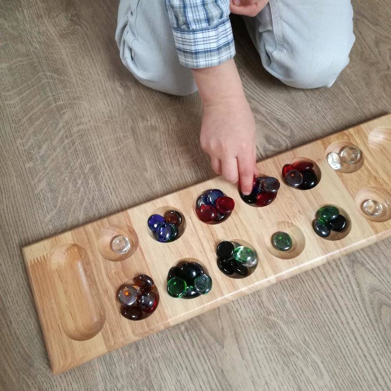 Mancala - drewniana gra strategiczna i logiczna | Egmont Toys®