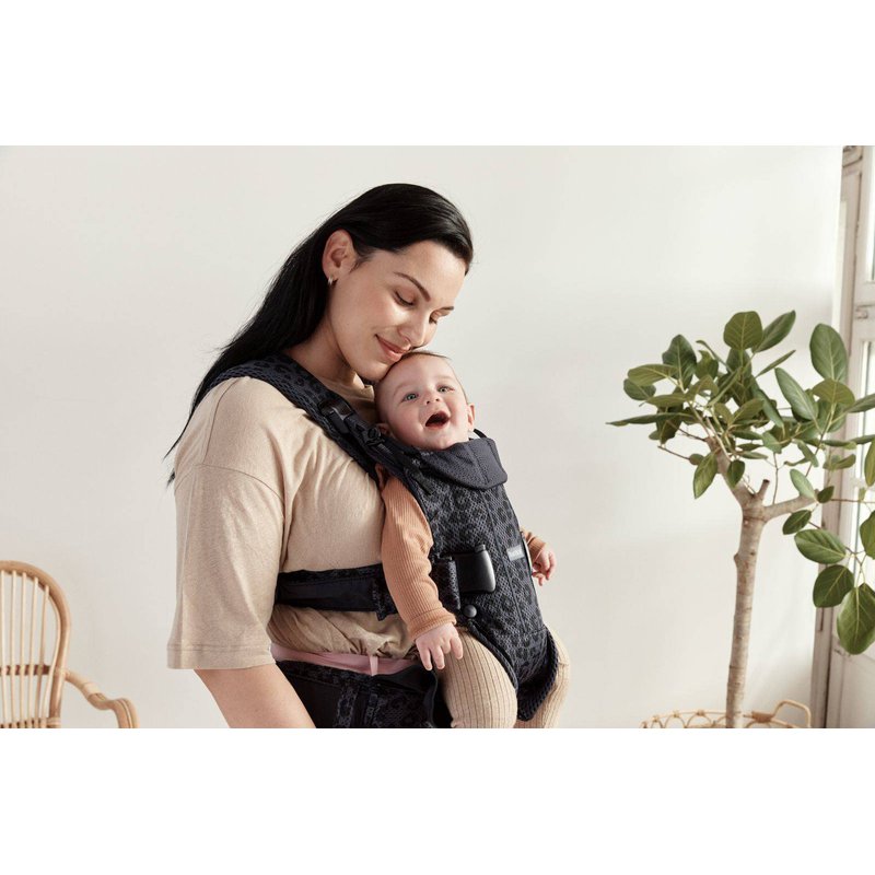 BABYBJORN ONE AIR 3D MESH  - nosidełko, Antracyt/Leopard