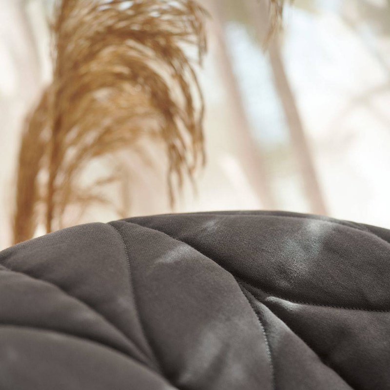 BABYBJORN - leżaczek BLISS COTTON, Petal Quilt, Antracyt + Zabawka BALANCE Googly Eyes