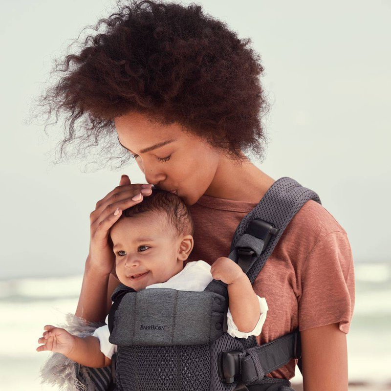 BABYBJORN - nosidełko Harmony 3D Mesh, Antracyt