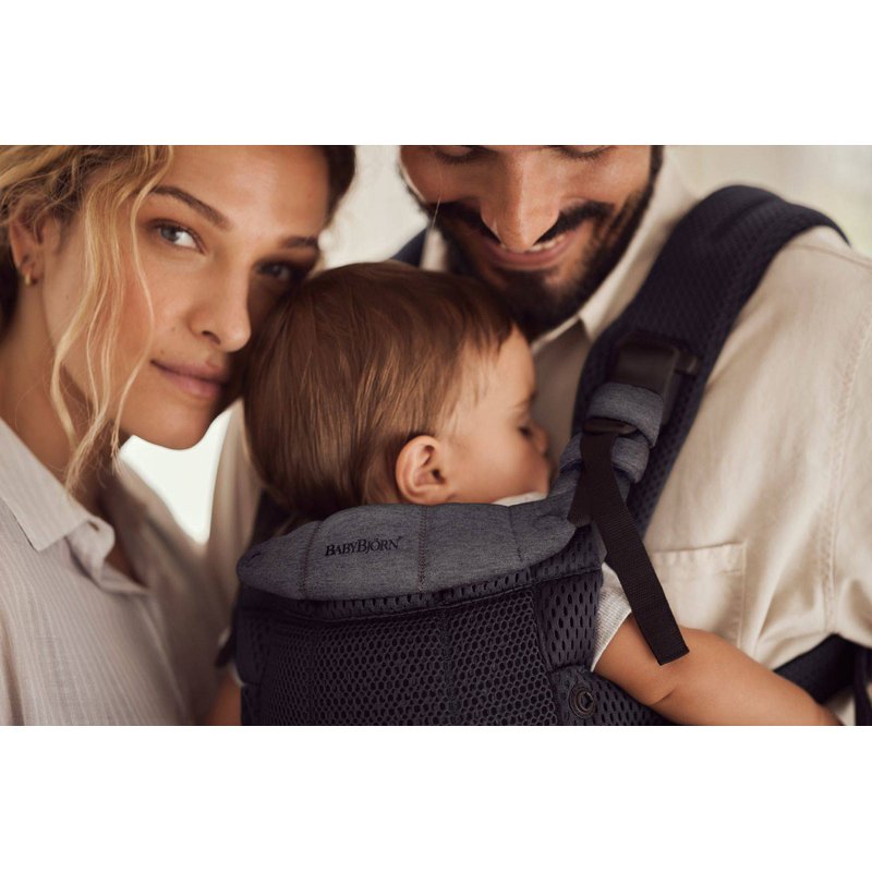 BABYBJORN - nosidełko Harmony 3D Mesh, Antracyt + śliniaczek do nosidełka Harmony
