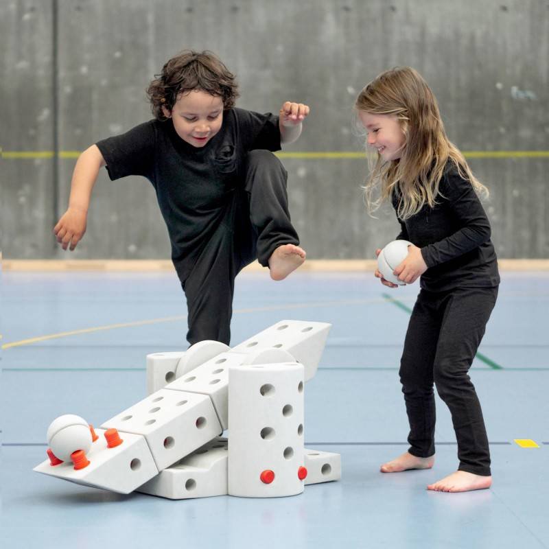 MODU - Half Ball Kit - piankowe półkule rozwijające motorykę dużą, czerwone