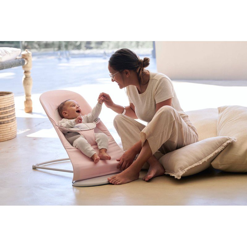 BABYBJORN - leżaczek BALANCE SOFT COTTON/JERSEY -  Jasny Różowy/Szary