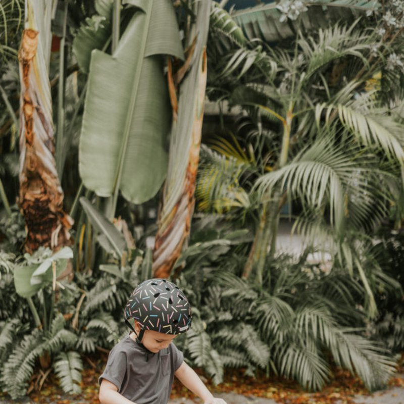 Banwood dziecięcy kask rowerowy Marest Allegra black BANWOOD