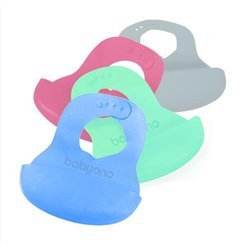 BABYONO - 835 Miękki śliniak z kieszonką i regulowanym zapięciem