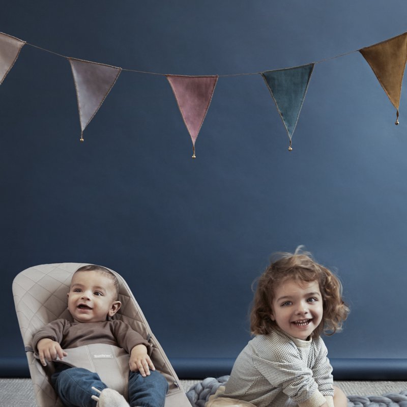 BABYBJORN - leżaczek BLISS - Piaskowy szary