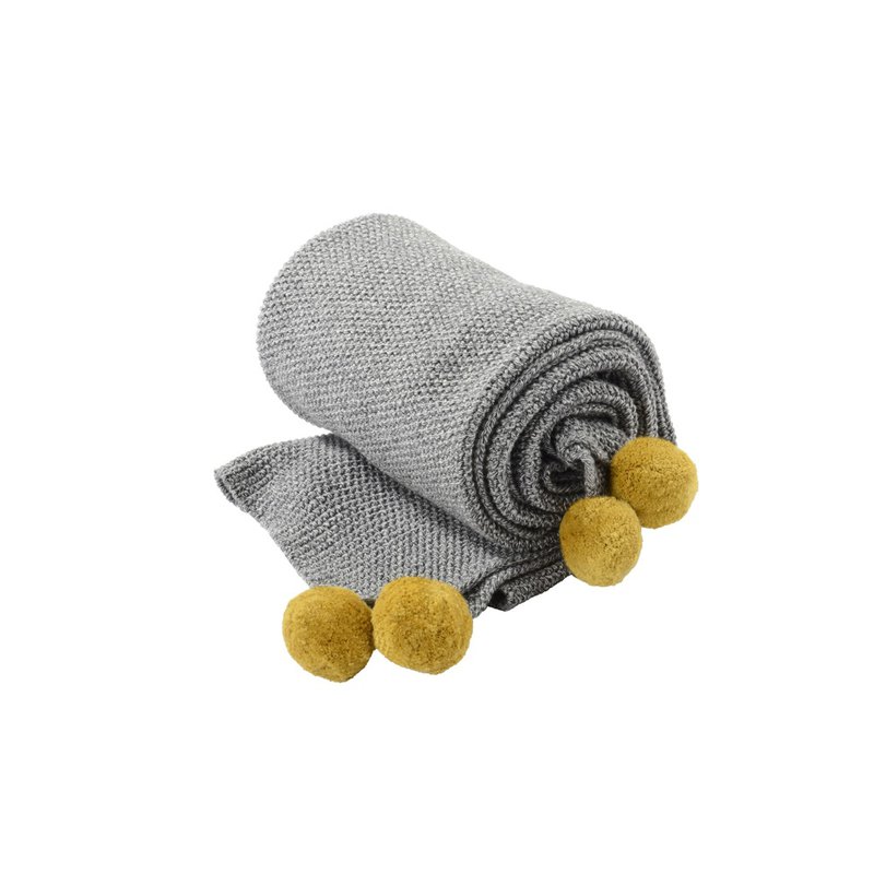 Koc z pomponami, Panda, Kikadu