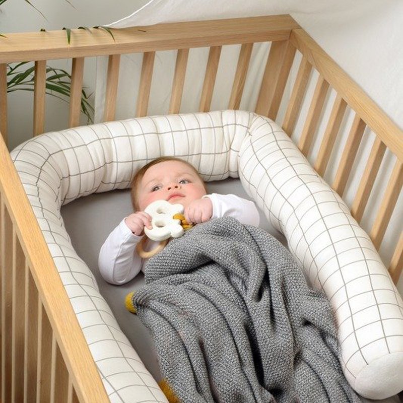 Koc z pomponami, Panda, Kikadu