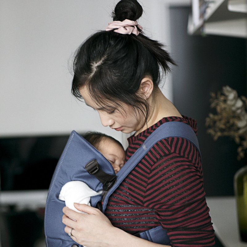 BABYBJORN MINI Cotton – nosidełko, Niebieski