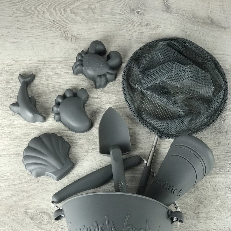 Funkit world - Składane wiaderko do wody i piasku Scrunch Bucket - Ciemny Szary