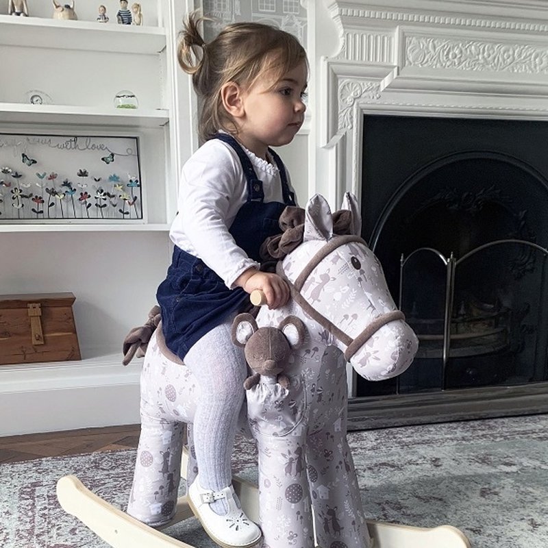 Little Bird Told Me Konik na Biegunach 12+