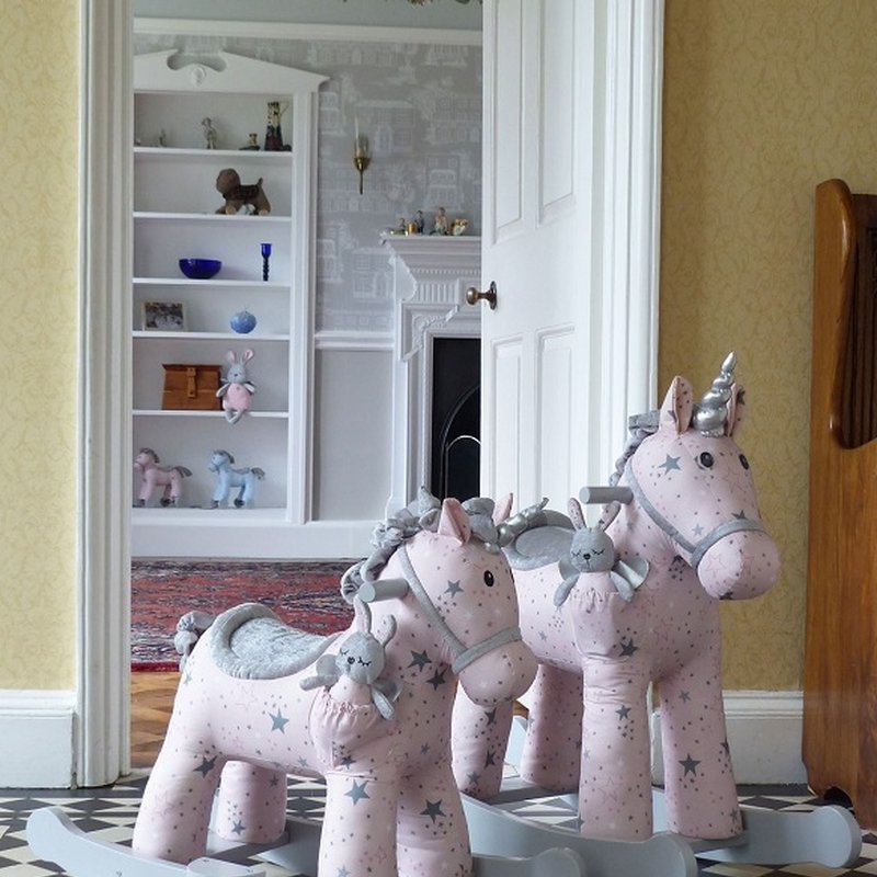 Little Bird Told Me Jednorożec na Bieguna