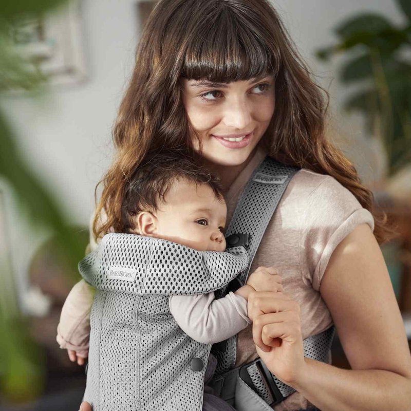 BABYBJORN MINI 3D Mesh – nosidełko, Szary