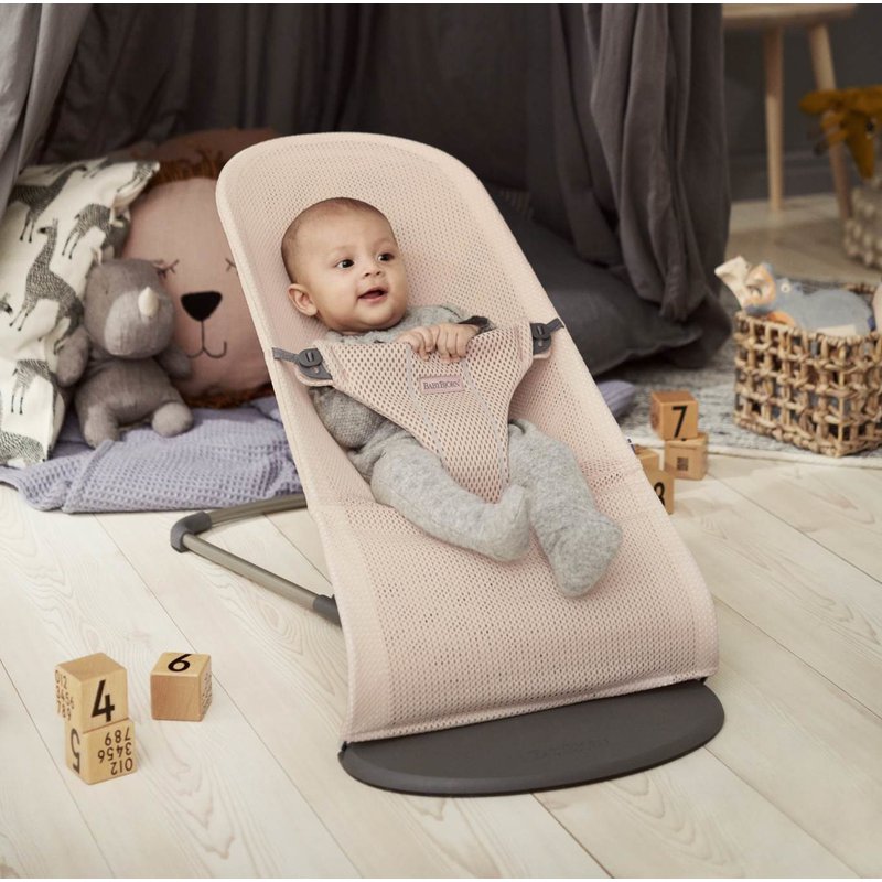 BABYBJORN - leżaczek BLISS MESH - Perłowy Różowy