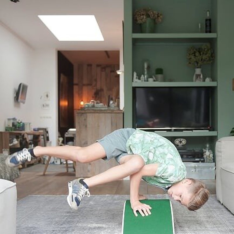 Deska do balansowania Starter Transparent z filcem, Baby Mouse, Wobbel