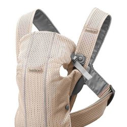 BABYBJORN MINI 3D Mesh – nosidełko, Perłowy Różowy