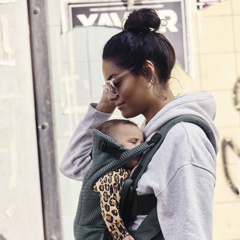 BABYBJORN MOVE 3D Mesh - nosidełko, Zielony