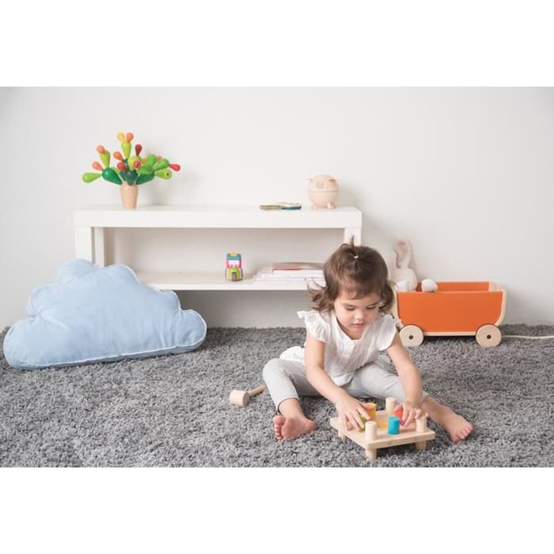 Drewniana plansza z kołkami i młotkiem, Plan Toys®