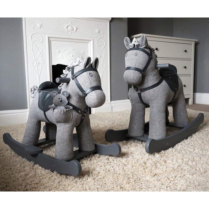 Little Bird Told Me Konik Na Biegunach