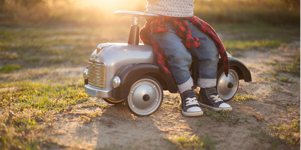 Jeździk dla dzieci - pojazd dla małego rajdowca